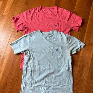 Southern Tide set of 2 men’s short sleeve t-shirts size medium